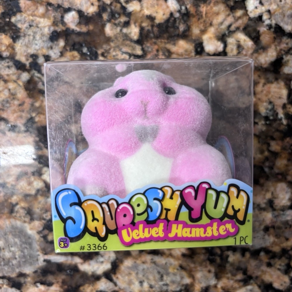 JA-RU Squeesh Yum Velvet Hamster Soft Foam Squeeze Toy Pink NEW